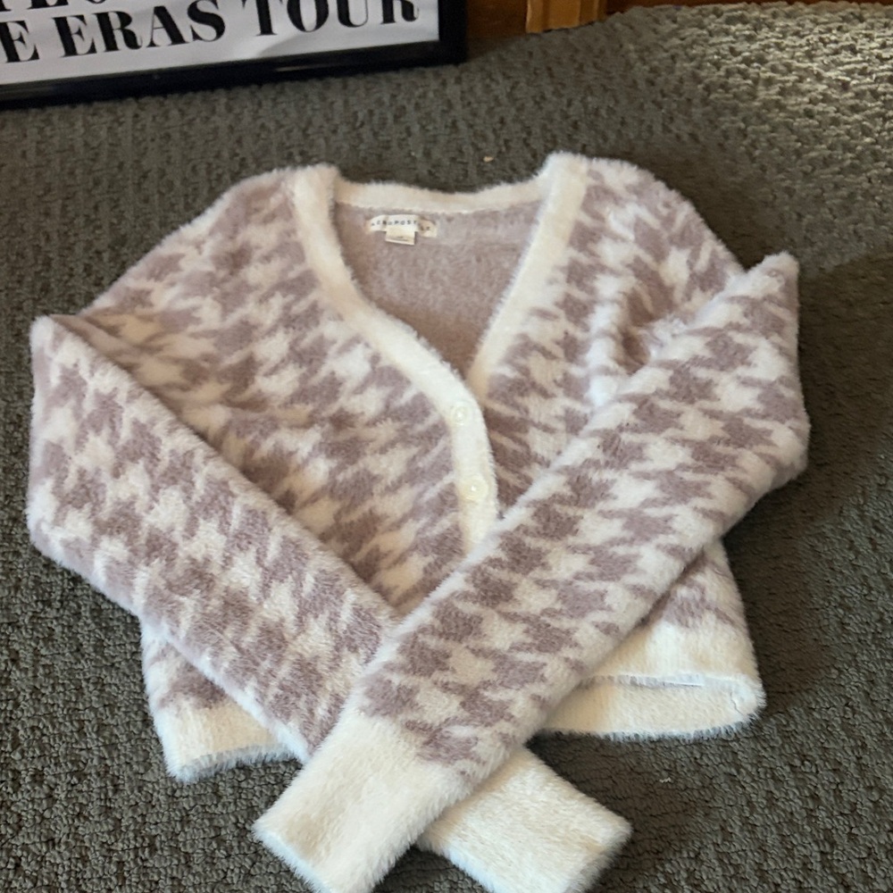 Aeropostale Houndstooth Cardigan - Cream and Brown